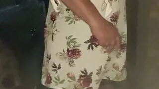 Geile Auffahrt wichst in schwarzen Strümpfen Höschen Fersen