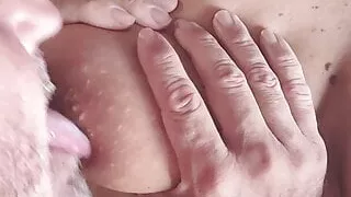 Tetas mas polla igual a corrida