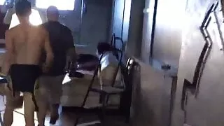 Ikonen hinter den Kulissen Featurette