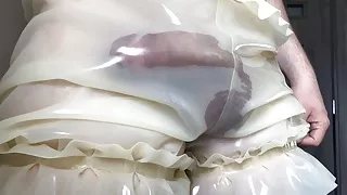 Cockplay in slippery LATEX pants