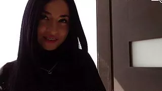 REAL PROSTITUTE DATE - German Tourist Picks up Latina Milf