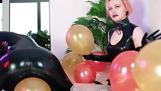 Air Balloon, Looner Hot Fetish, 2 Lesbians in tight shiny rubber