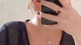 mirror mirror on the wall who's the fairest of them all