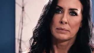 brunette groBe titten milf lieblingslehrerin