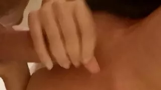 Caresses sous la douche