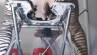 vivi trägt Leopard print jumpsuit cuming while fucking