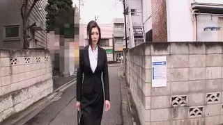 Japanese secretary cheats on her husband