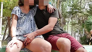 Pussy flash – Stranger caught me in the park and helped me squirt