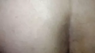 me doy unos sentones en su verga