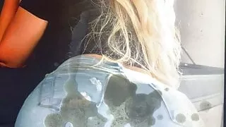 Heiße Blondine Cowgirl Enge Jeans Sperma Tribut