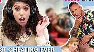 My wife works, I put my cock in slut MILF! SESSO-24ORE.com