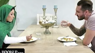 Hijab Beauty Goldie Glock Wants Some Sexy Lingerie