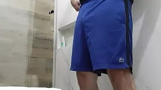 Pedro Pentel going to take a shower.