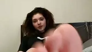 Rena shows off her feet