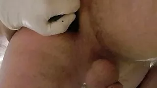 Erstes Video - Ich wünschte, es wäre ein echter Schwanz