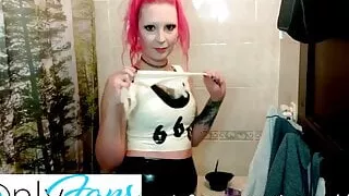 Time to retouch colour of my hair = latex time!