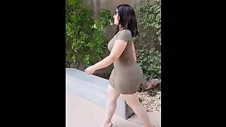 Phat Booty Latina Pawg(chica Con Culo Gigante) Walking