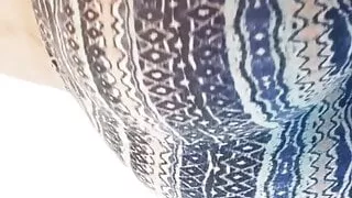 Flaycakes Twerking In Leggings