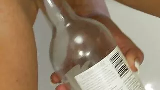 Slutty looking babe loves to take cock in her mouth