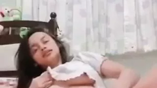 Cuty beauty khan solo fingarring