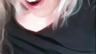 Insta Model Fingering