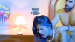Pati ko sulake dewar ke sath chudti thi hot bhabi