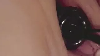 Bbw using inflatable in pussy