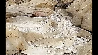 Masturbation in der Öffentlichkeit am Strand