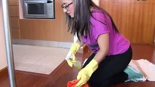 OPERACION LIMPIEZA - Horny Latina Maid Gets Railed By Client