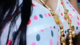 hot desi Telugu bhabhi amulya showing nude video call