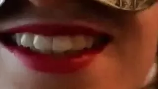 il faut rire,il faut chanter,il faut jre!!!