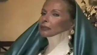 Necklace Fetish, Dominatrix, Mistress