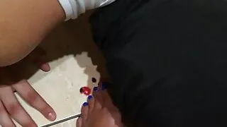 Eat mellon from my feet!!!