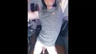 Gia  Calzone strips for you then cums