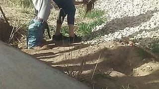 Fuck Me Under This Bridge – Real Amateur Couple Hiking Fantasy