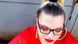 Smoking Bimbo Blowjob!