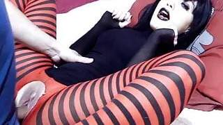 Hot Goth stepsister - Mavis Cosplay