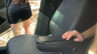 Street slut sucks cock in the car.