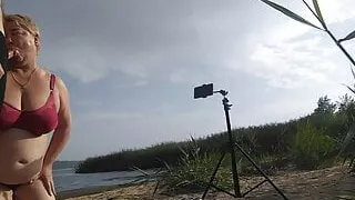blowjob and cum in mouth on a public beach