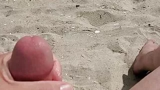 Alleine viel Spaß am Strand haben