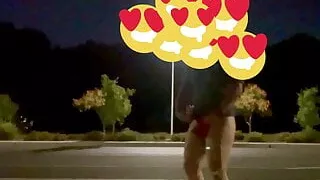 Vernedering, Ladyboy, Lingerie, Buitenshuis, Openbaar, Solo