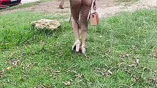 Fernanda Gorgeous shows off her ass