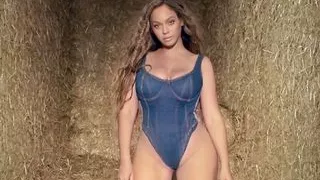 Beyonce – Ivy Park Rodeo Part II