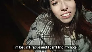 Public Agent – Italian Giada Needs The Cash