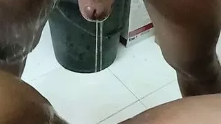 melayu squirt dengan batang BBC saya