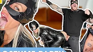 ALARM: wannabe batman fucks catwoman! SEX-FREUNDSCHAFTEN