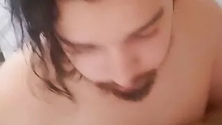 Hetero-Twink in der Dusche mit Cam erwischt