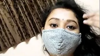 Indian Aunty Shows Her Hairy Pussy and Pretty Face