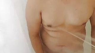 Straight guy goes bi in shower