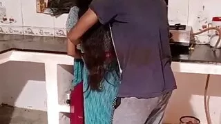 Brother In Law Ne Mosi Ki Kitchen Me Chudai kari